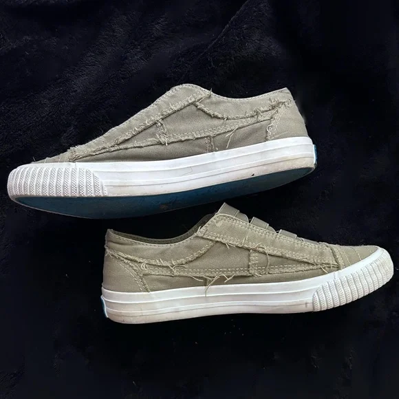 BLOWFISH MAURA Khaki Sneakers. Size 7.5 - Picture 6 of 14